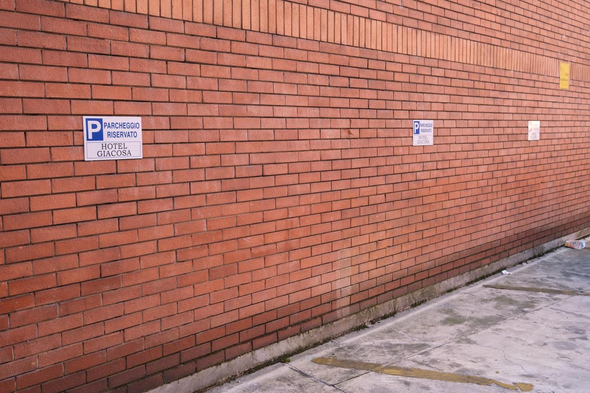 Hotel Giacosa Milán Exterior foto